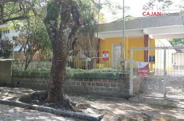 Casa com 3 dormitórios e 3 vagas no bairro tristeza.