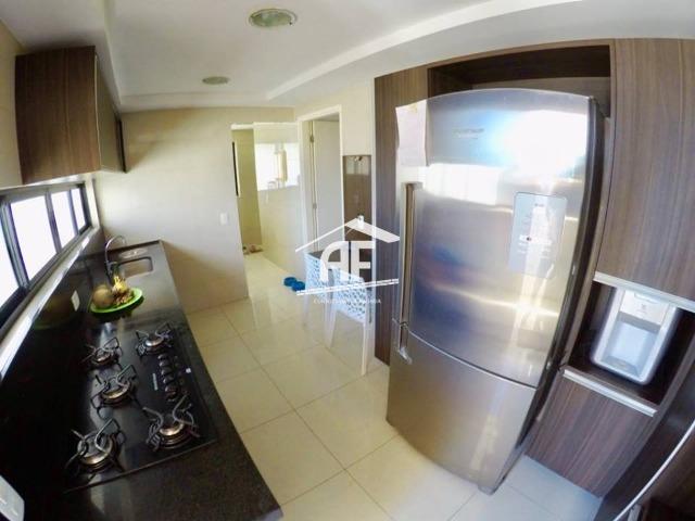 Apartamento no Farol com 4/4 sendo 3 suítes - Ótima localização, ligue já - Foto 11