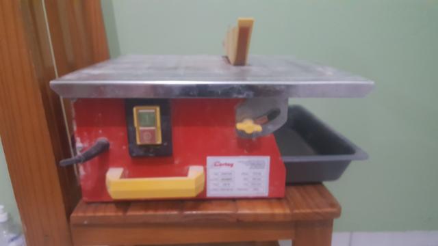 Vendo ou troco maquina de cortar pisos - Foto 2