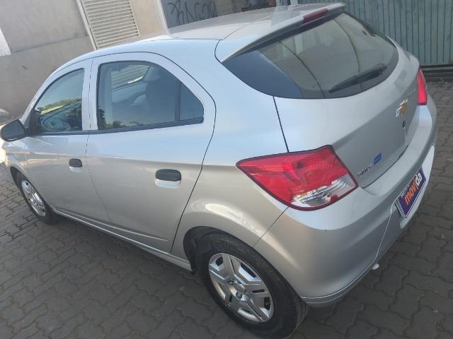 Onix joy 2018/2018 1.0 manual 48000 km rodados - Foto 4