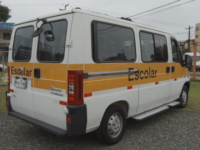 van 2008 olx