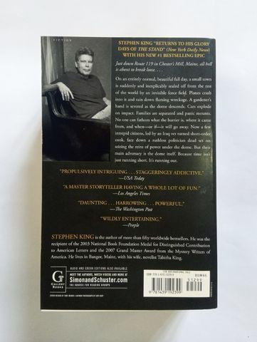 Livro - Under the Dome - Stephen King (livro em inglês) - Foto 2