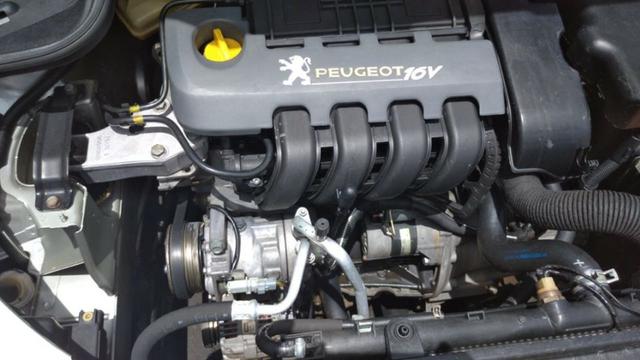 Peugeot 206 ano 2001 - Foto 9