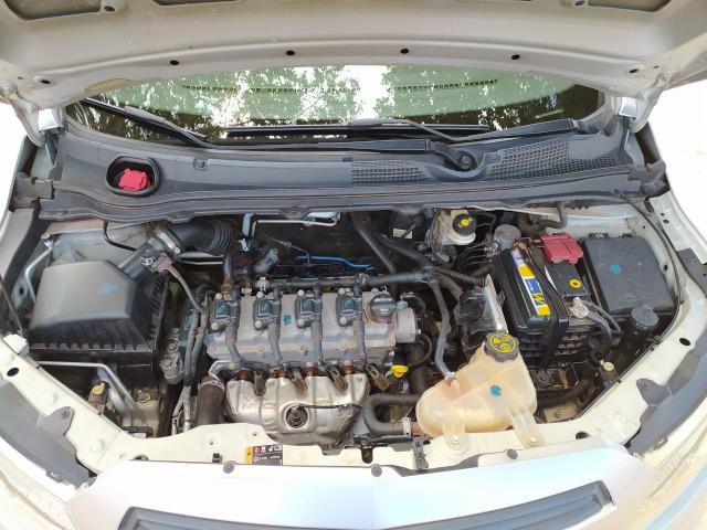 Oportunidade!! Onix Joy 2016/2017,motor 1.0 ,câmbio manual 6 marchas . Carro de mulher - Foto 19