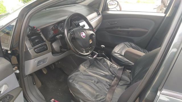 Fiat Línea - Foto 3