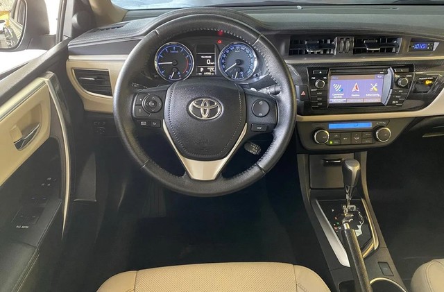 TOYOTA COROLA ENTRADA 8 MIL  A NEGOCIAR 