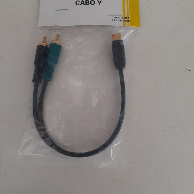 Cabo y. C/ 1 rca fêmea  e 2rca macho.novo. R$ 20,00. Instalado.