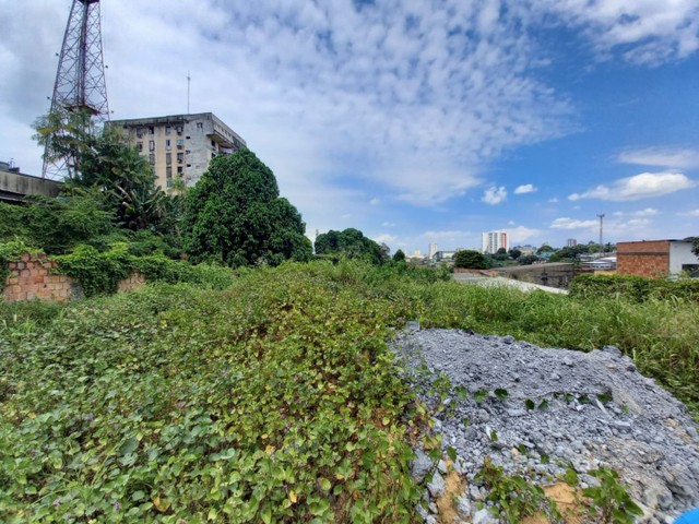 Vendo excelente Terreno na Praça 14.p - Foto 2
