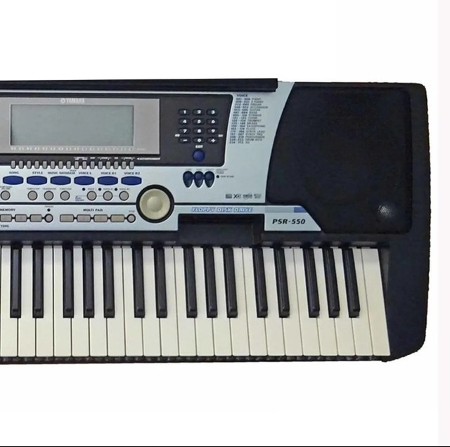 yamaha psr 550 olx