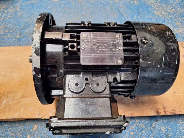 Motor elétrico trifásico 0.5 cv rpm 1640. - Foto 5