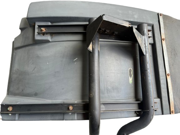 Suporte Paralama Dianteiro Direito Vw Constellation (todos) 