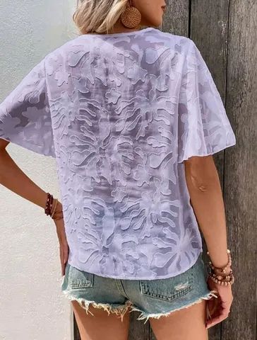 Blusa Trabalhada Manga Borboleta - Foto 3