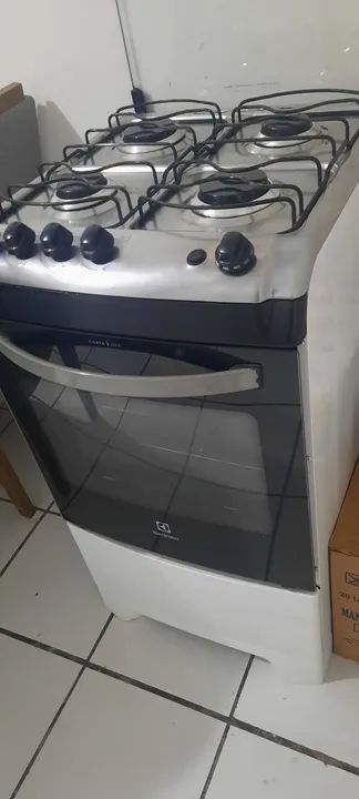Vendo fogão Electrolux funcionando tudo - Foto 3