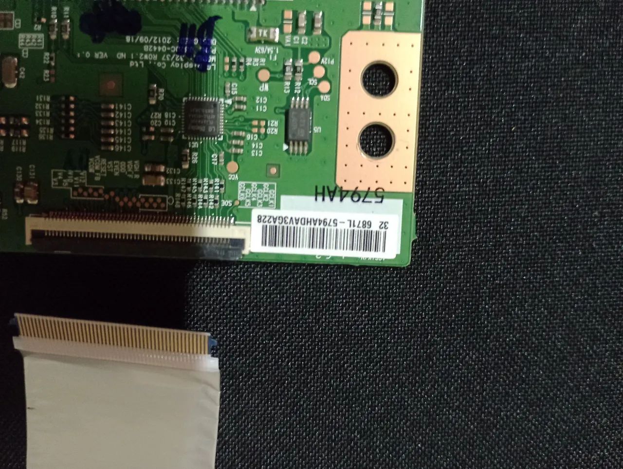 PLACA T-CON TV 32" AOC LE32S5970S - Foto 3