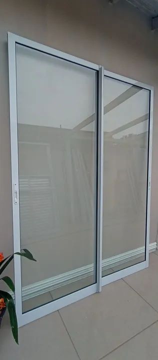 Porta Janela de Correr em Alumínio com Vidro/1,68×2,30  - Foto 3
