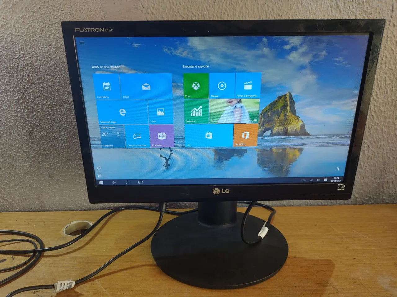 Monitor LG 19 pol VGA