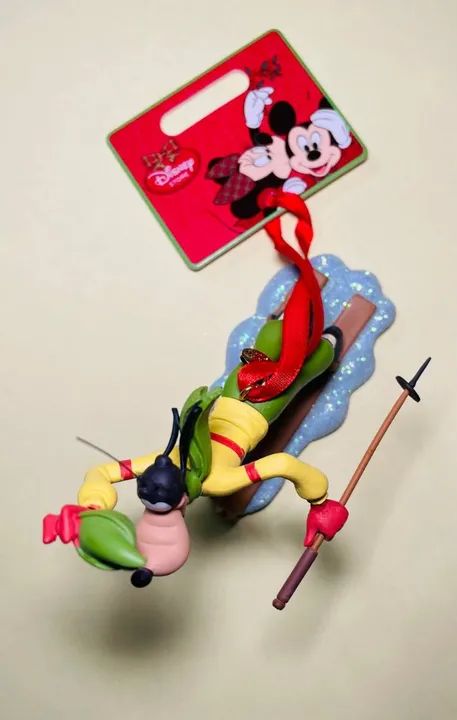 Disney Enfeite de Natal do Pateta Esquiador - altura 10 cm - miniatura de resina - Foto 6