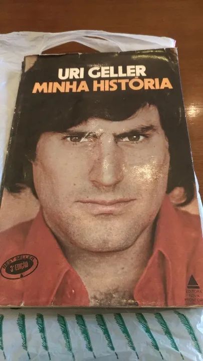 Livro Uri Geller - Minha História, original, em bom estado, envio qq local.