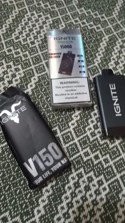 Vendo VIP de 15.000 puffs está novo 