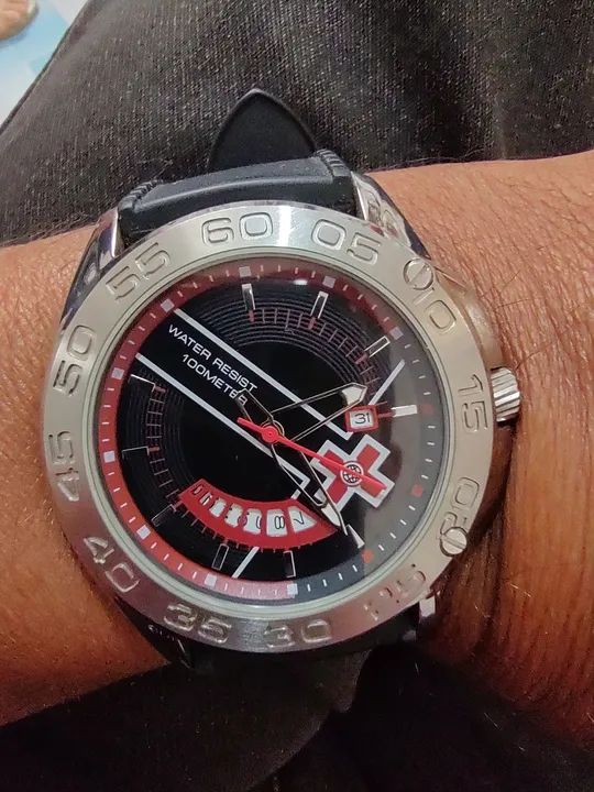Relógio X Game 100m, lindo e pouco uso, sem detalhes! - Foto 2
