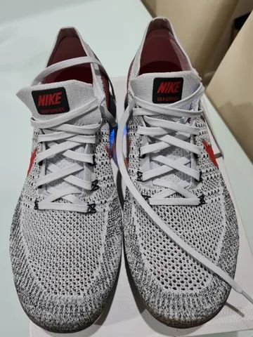 Nike air vapormax flyknit, novo na caixa tamanho 43 - Foto 4