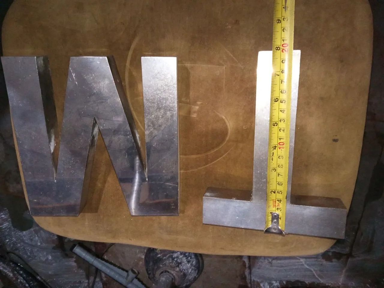 Letras TM em inox  - Foto 2