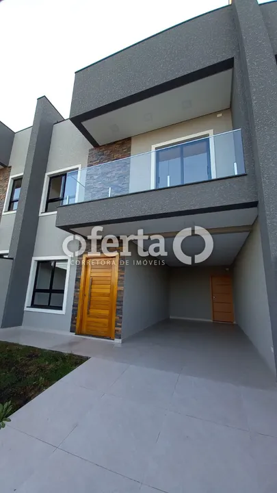 Sobrado Alto Padrão em Araucária
