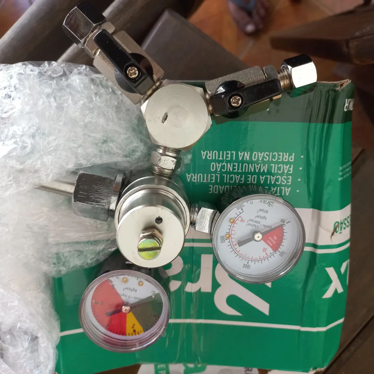 Vendo manômetro 2 vias  Novo  - Foto 2