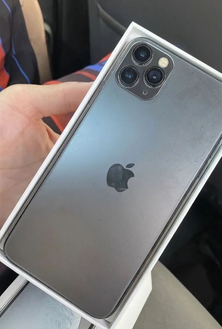 iPhone 11 pro Max - Celulares e Smartphones - Jardim Mirante dos