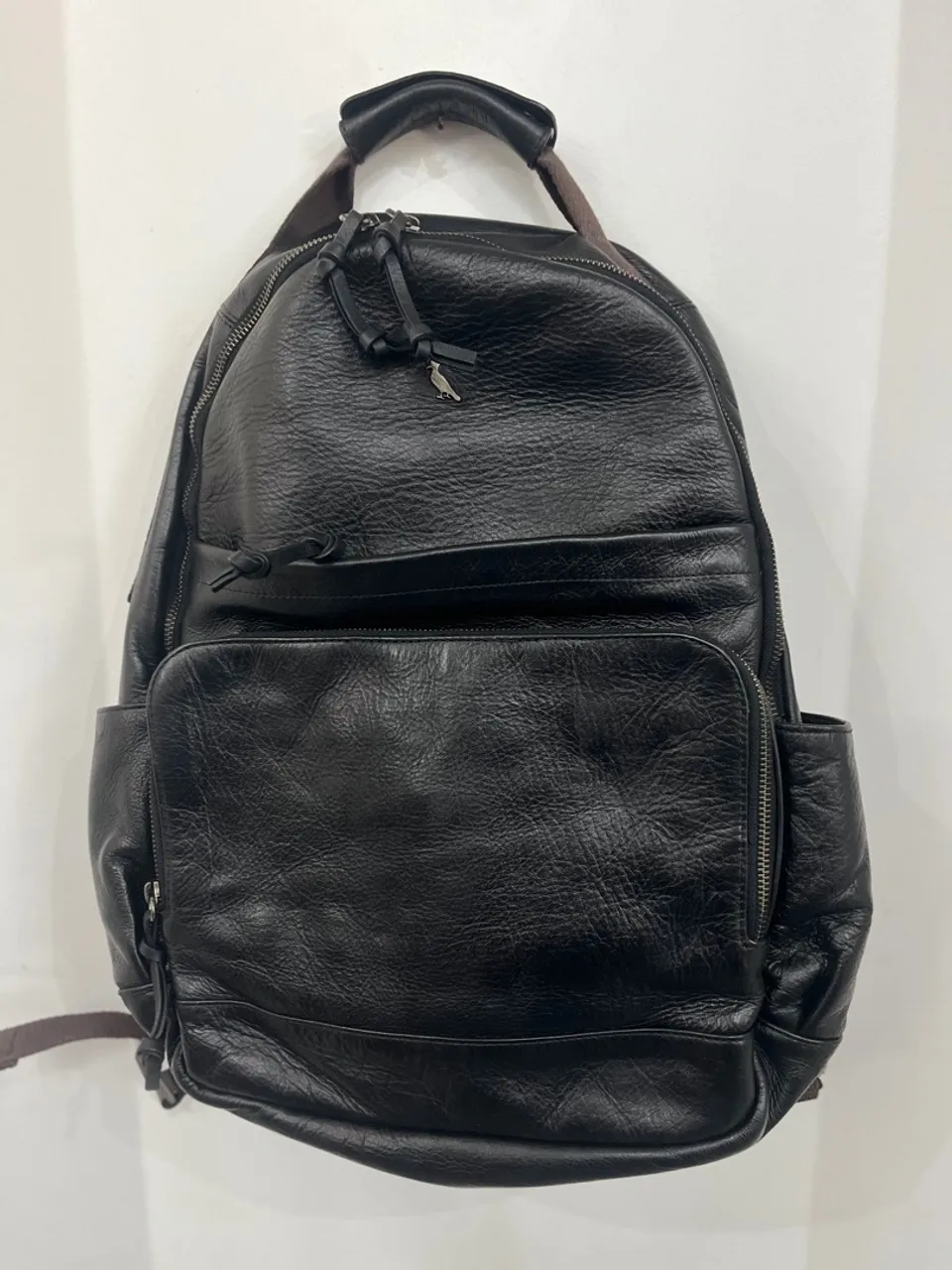 Mochila Reserva Kenia de couro preta elegante