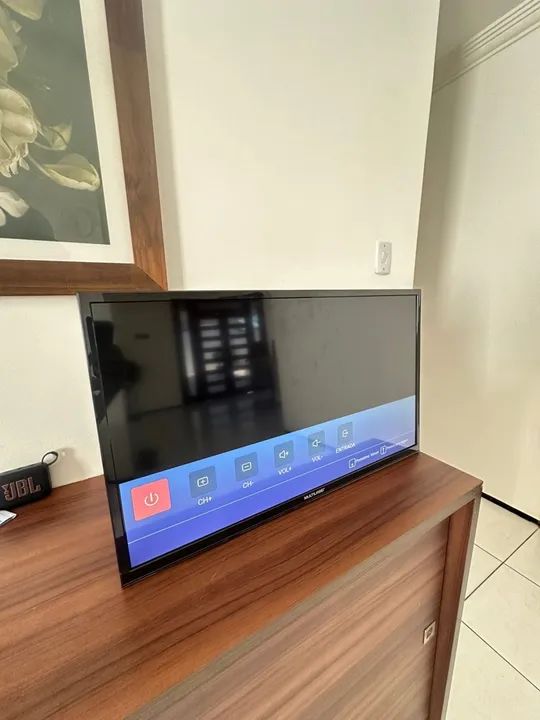 TV Multilaser LED 32 polegadas