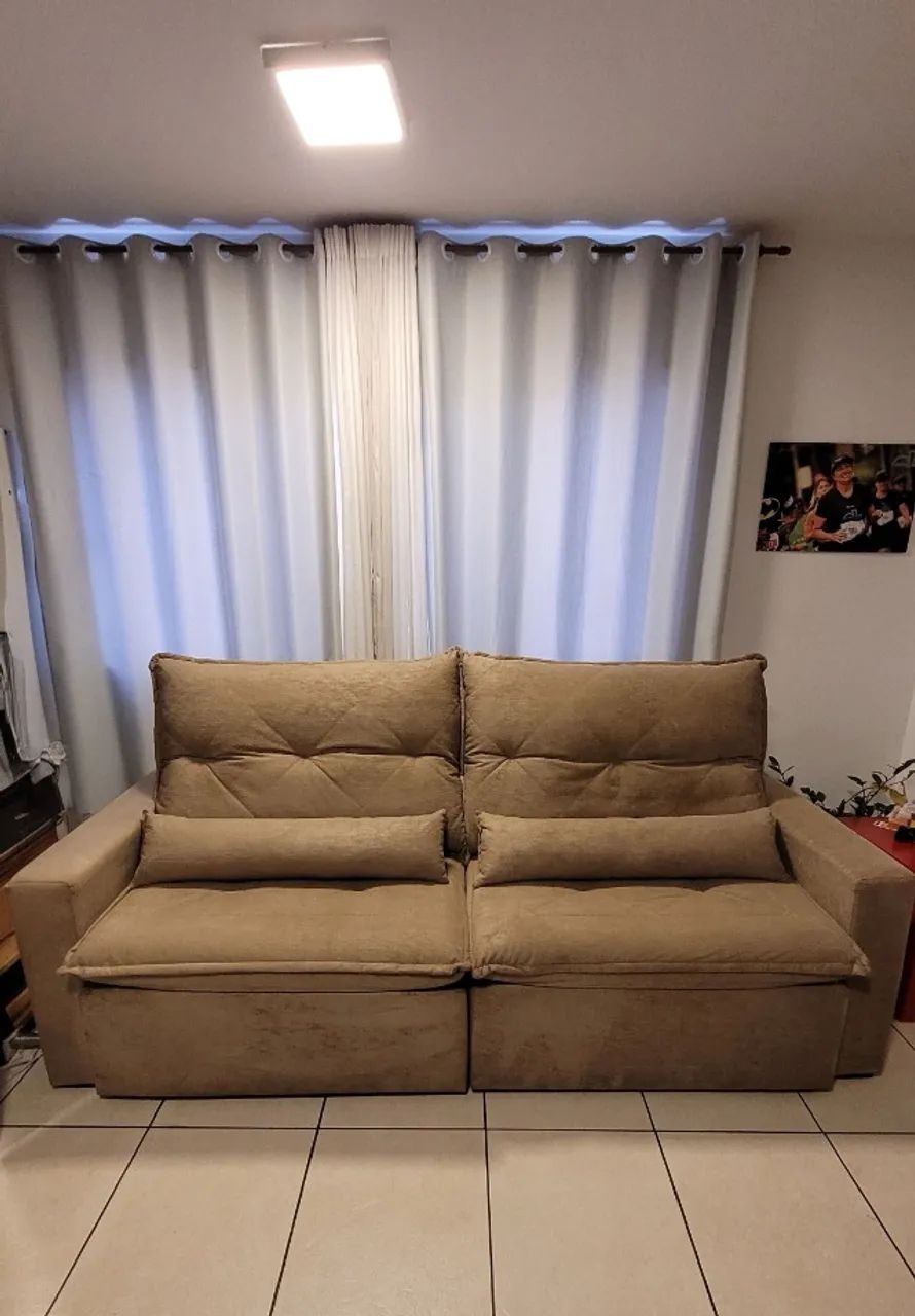 Vc acabou de encontrar o sofá usado MAIS NOVO desse portal. IMPECÁVEL!! Eu garato!!