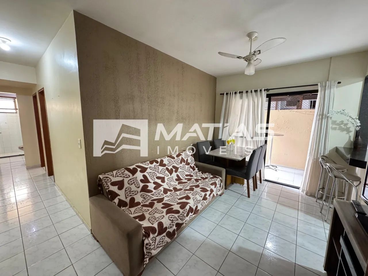 Apartamento mobiliado na Praia do Morro, Guarapari-ES: 2 quartos, 1 suíte, 1 sala, 2 banhe - Foto 5
