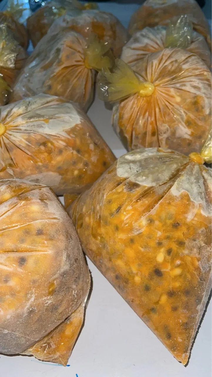 Polpa de Maracujá Congelada - Sabor e Frescor!