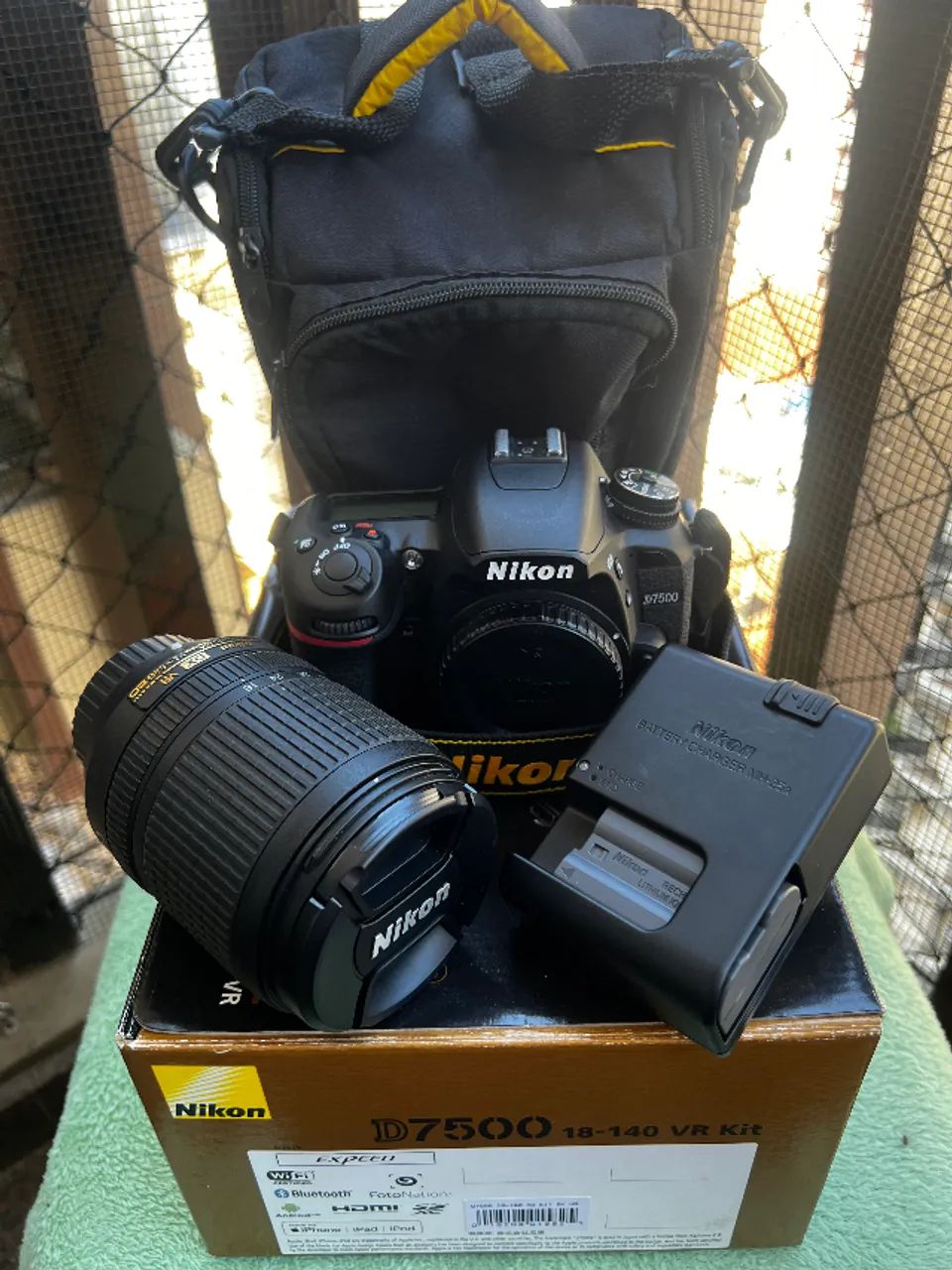 Nikon D7200 18;140 VR KIT 箱あり ニコン D7200 18-140 VR レンズ