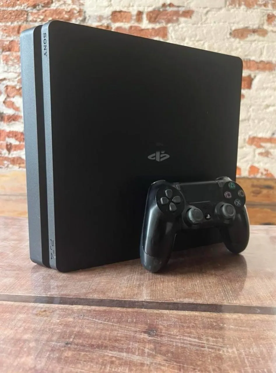 PlayStation 4 slim 2 manetes original GTA 5 , FIFA 22