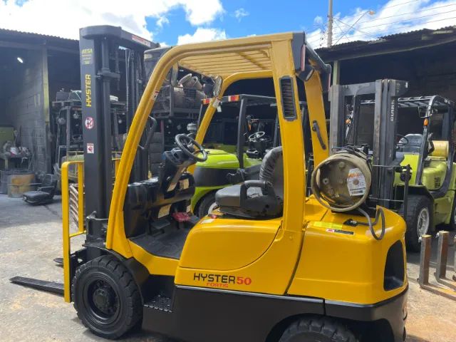 Empilhadeira Hyster H50FT Duplex (STD) 3800mm Capacidade 2500kg com Deslocador Lateral