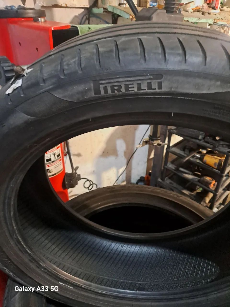 Pneu Pirelli Aro 19 - Foto 4