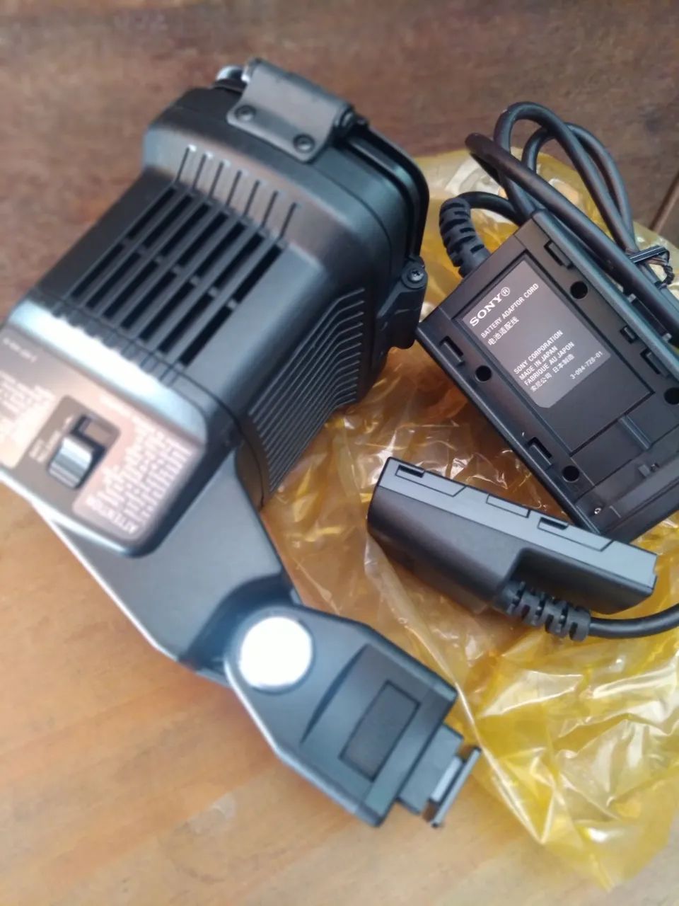 Vídeo light a bateria SONY HVL-LBP SEM USO - Foto 3