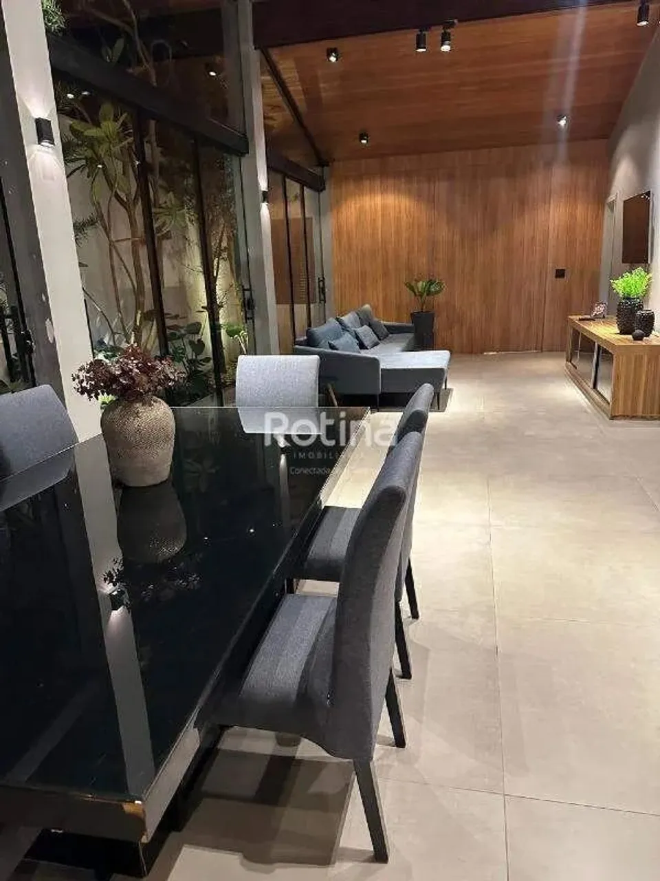 Casa à venda, 3 quartos, Jardim Karaiba - Uberlândia/MG - Rotina Imobiliária