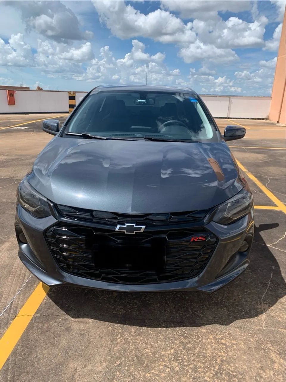 Onix sedan LTZ turbo automático 2025 - particular  - Foto 2