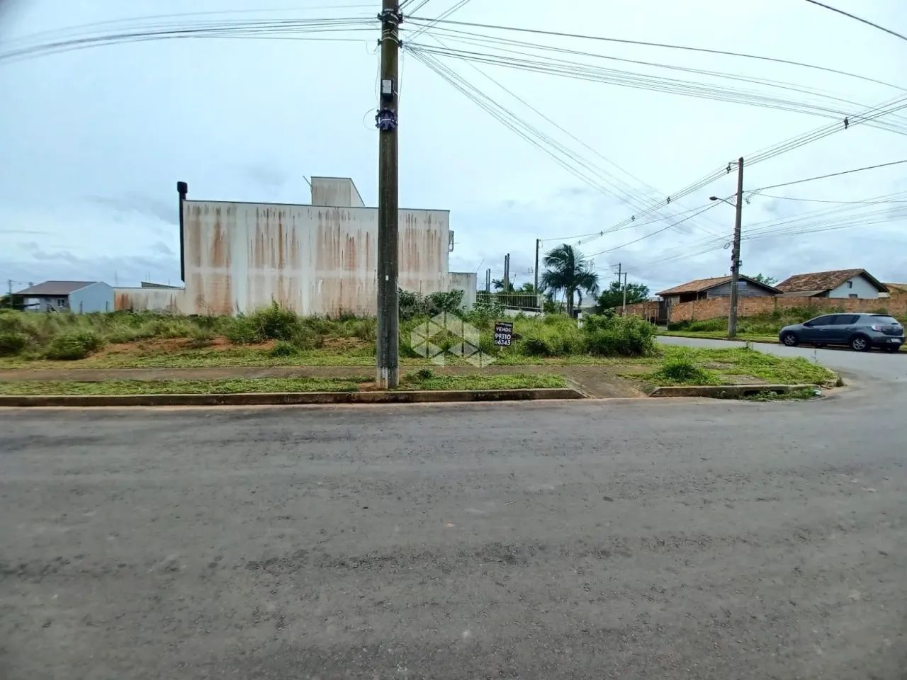 Terreno de esquina 294,00m² pronto para construir Bairro Paradis Canoas - Foto 3