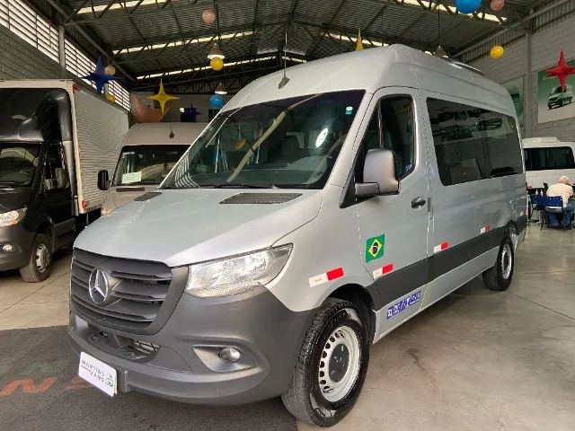 Sprinter 417 2024 teto alto prata com 74 mil km!