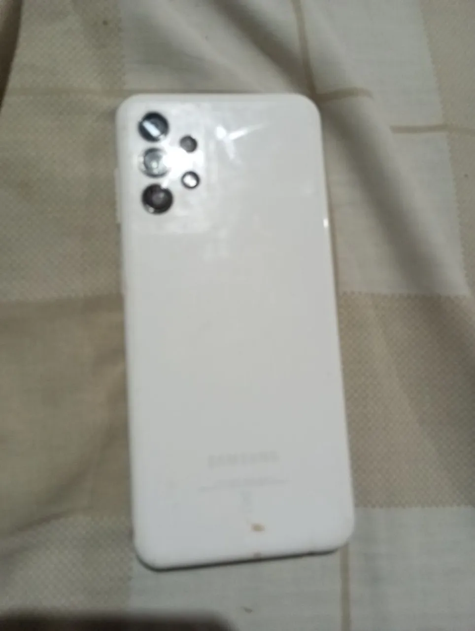 Um celular muito bom e muito bem cuidado