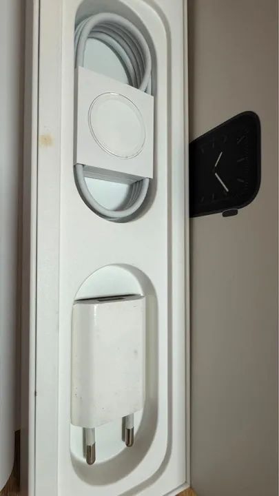 Apple Watch Series 5 - Preto - 44mm - Foto 2