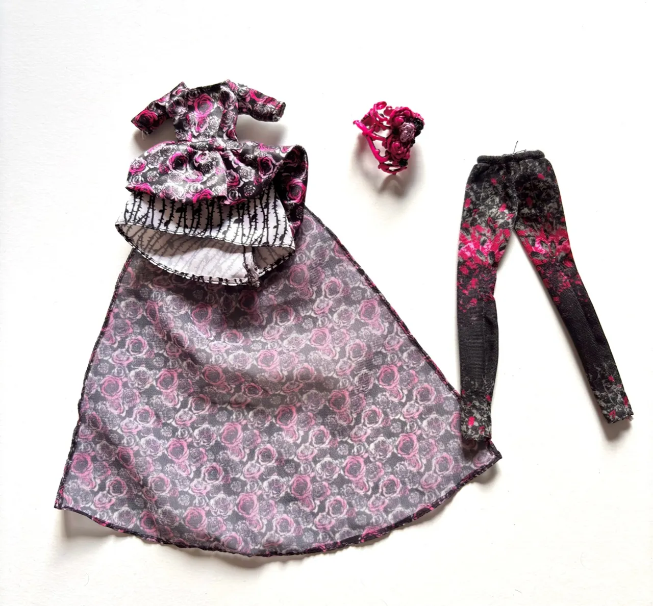 Conjunto de Roupa Ever After High Spring Unsprung Briar Beauty Outfit