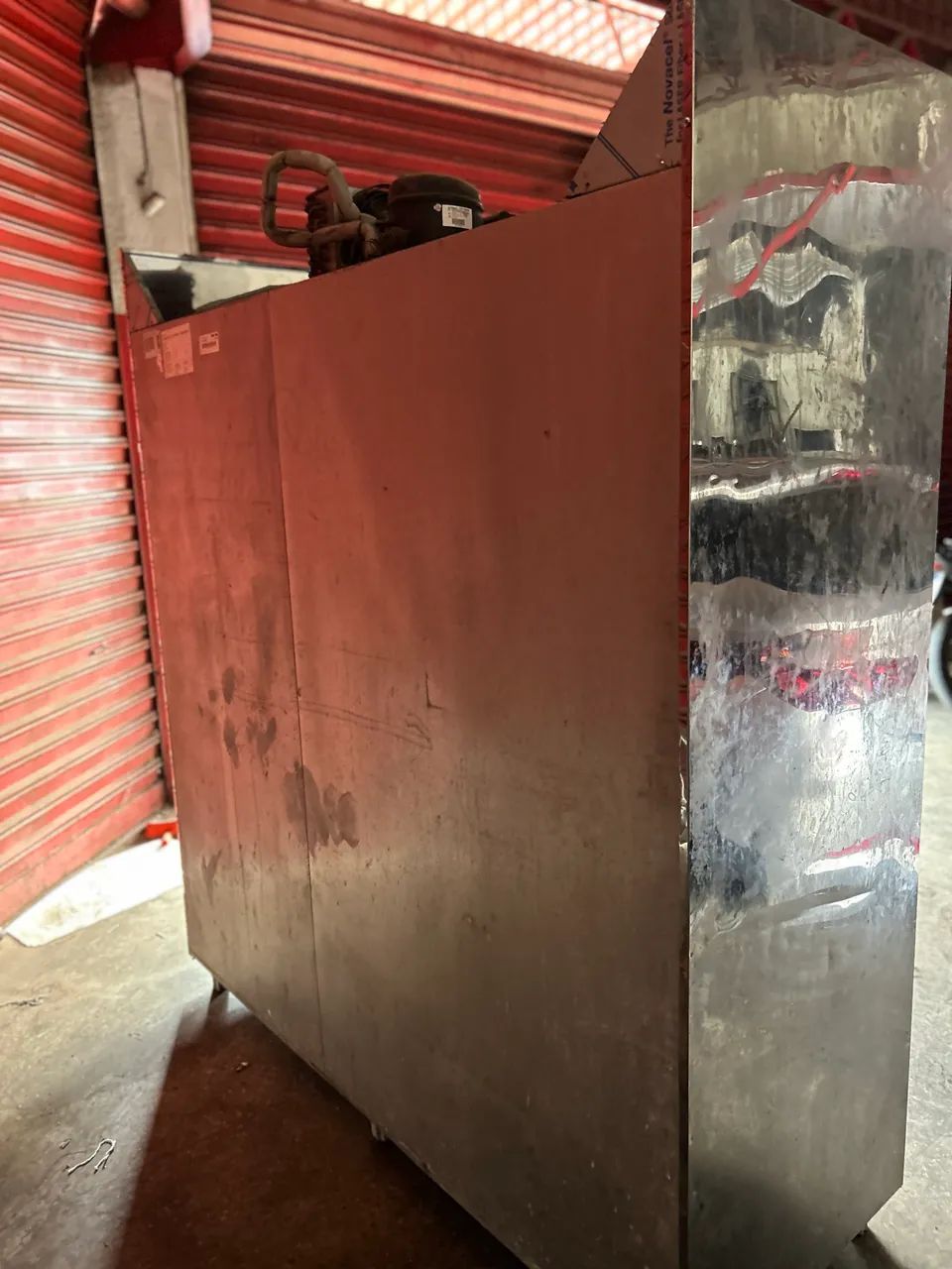 Câmara fria 6 portas para açougue ou distribuidora de bebidas. - Foto 3