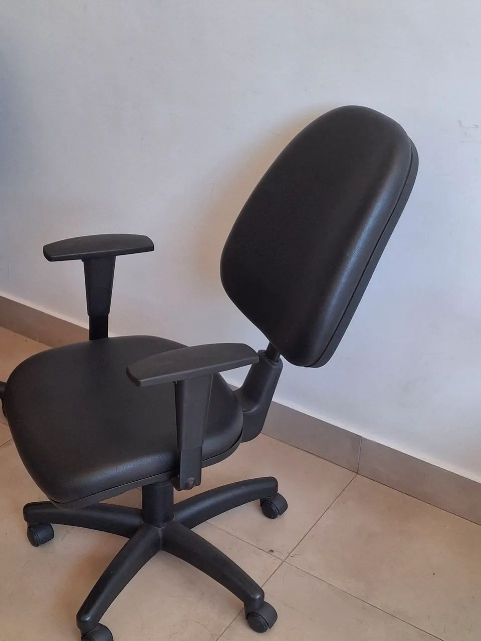 Cadeiras escritório 64842113157122124