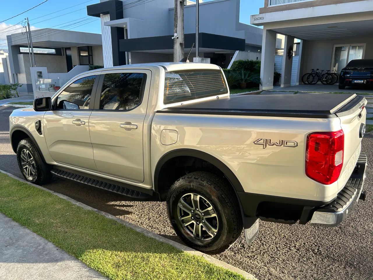 Ford Ranger XLT 3.0 V6 4X4 CD TB Die. Aut. 2025 - Foto 7