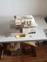 Máquina de costura  - Foto 2